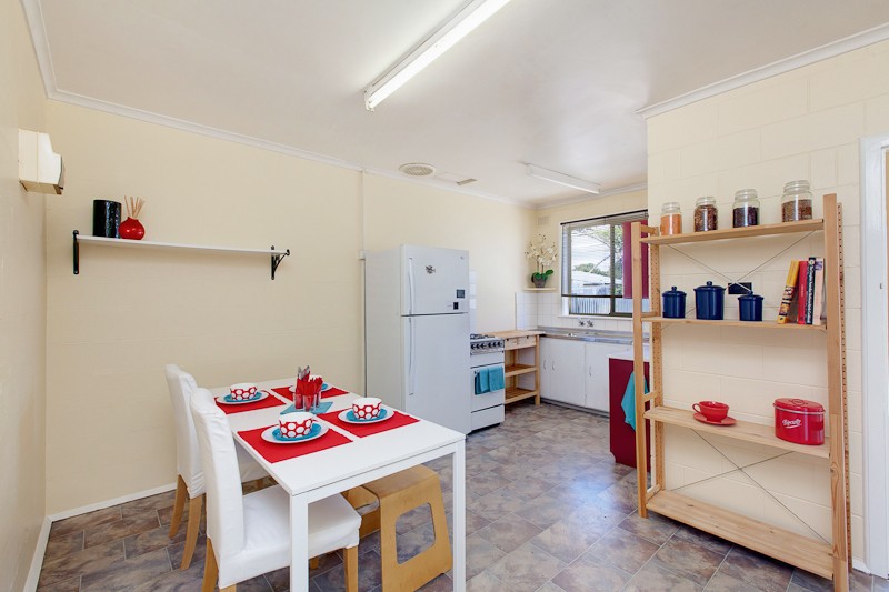 2 Kooringa Street, TAPEROO, SA 5017