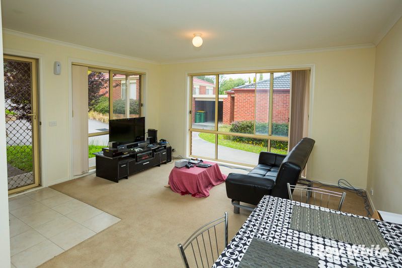 6/3 Hale Place, PAKENHAM, VIC 3810