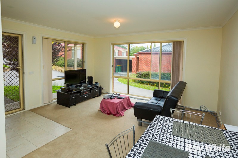 6/3 Hale Place, PAKENHAM, VIC 3810