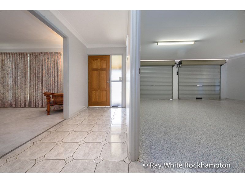 13 Stenlake Avenue, Kawana, QLD 4701