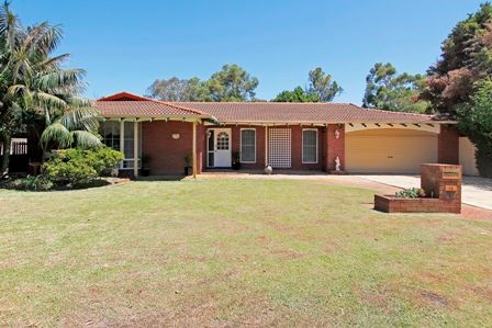 76 Regency Drive, THORNLIE WA 6108