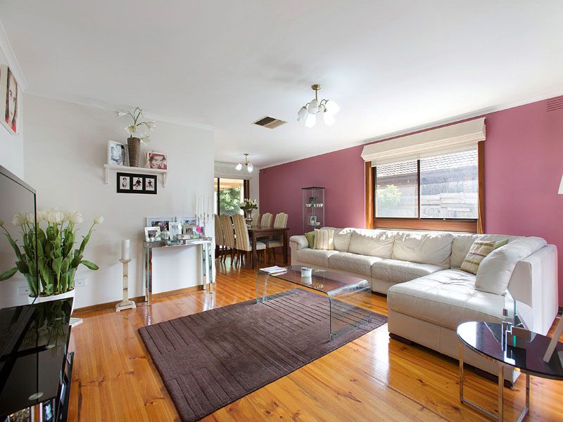 9 Benkel Avenue, CHELTENHAM, VIC 3192