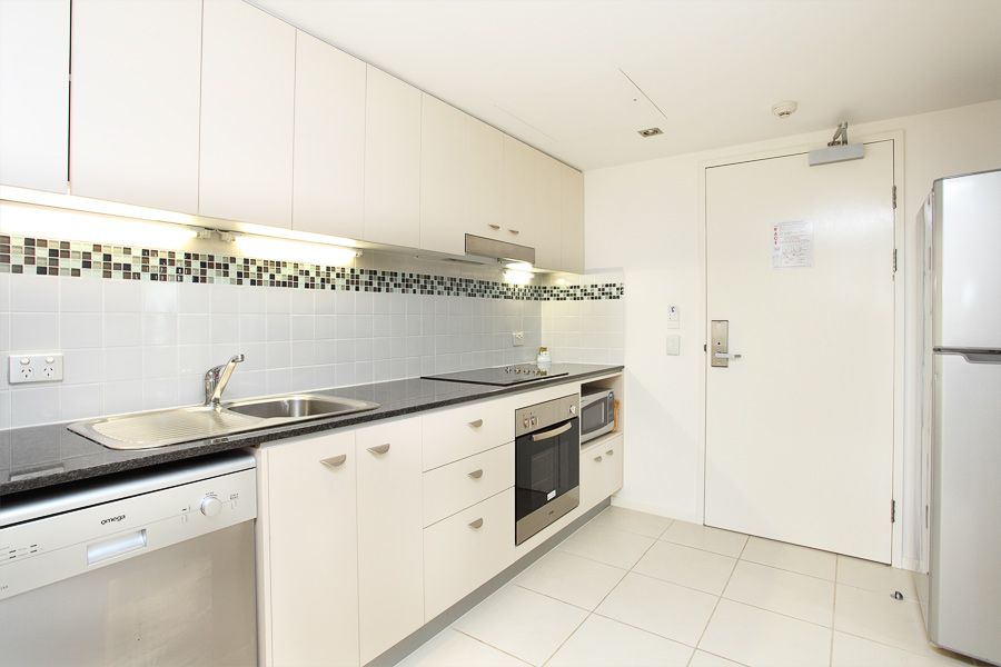 Unit 304 'Ocean Views Resort' 115 Bulcock Street, Caloundra, QLD 4551