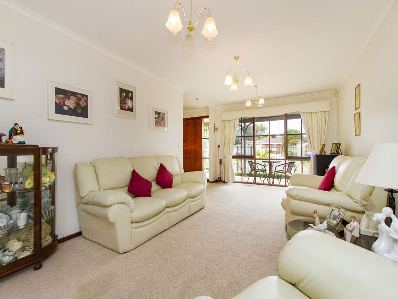 6 McClure Road, DINGLEY VILLAGE, VIC 3172