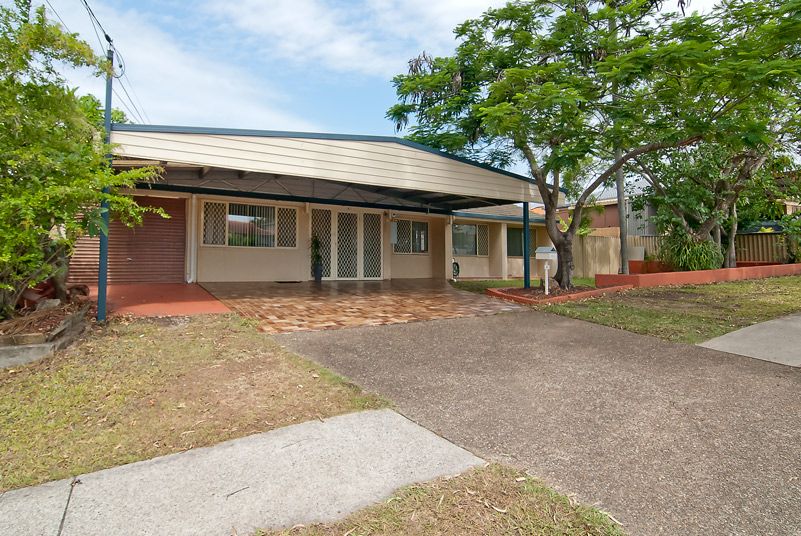 42 Barbaralla Drive, SPRINGWOOD, QLD 4127