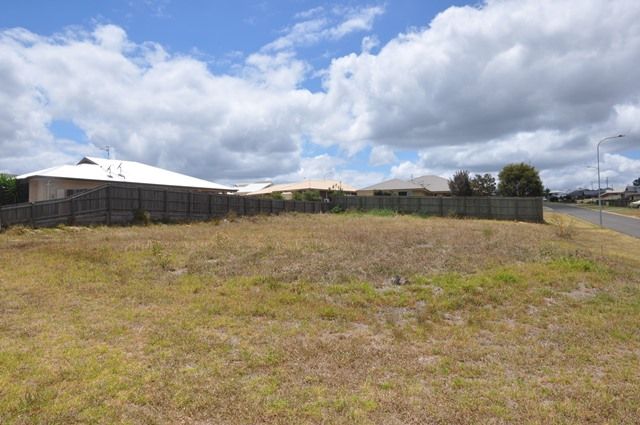 1 Smythe Drive, HIGHFIELDS QLD 4352