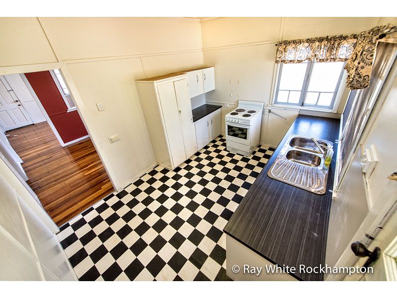 24 Eton Street, WEST ROCKHAMPTON, QLD 4700