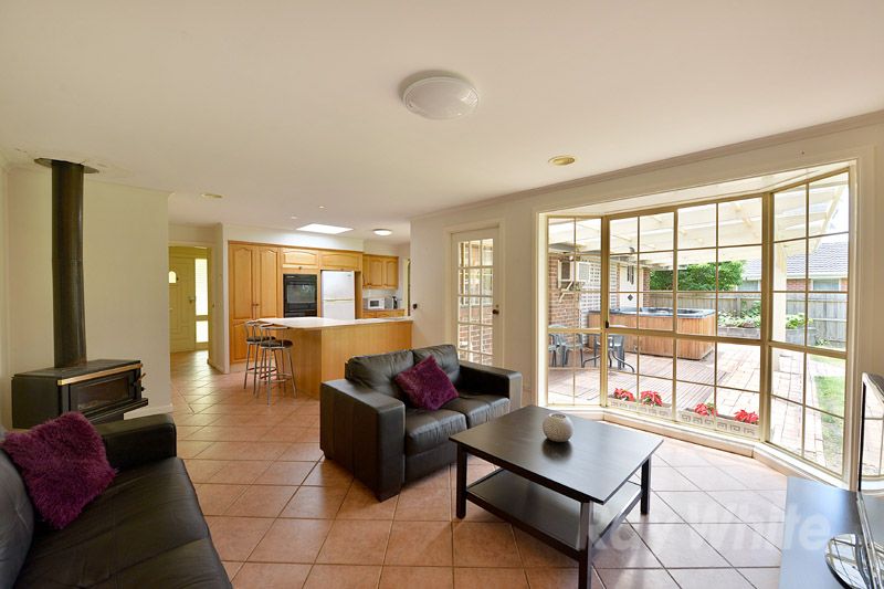 73 George Street, SCORESBY, VIC 3179
