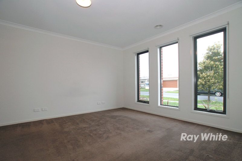 19 Locky Grove, LYNDHURST, VIC 3975