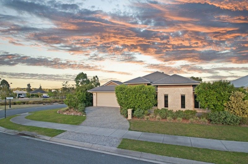 16 Wombat Parade, NORTH LAKES, QLD 4509