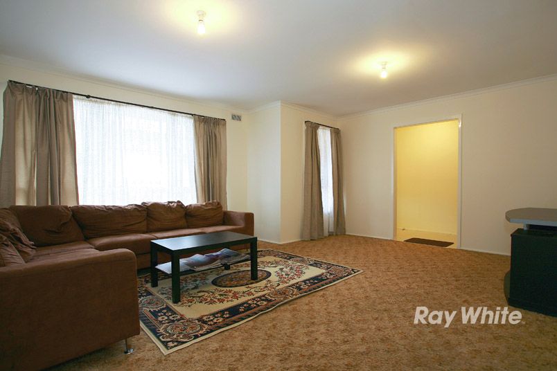 10 David Avenue, CRANBOURNE, VIC 3977