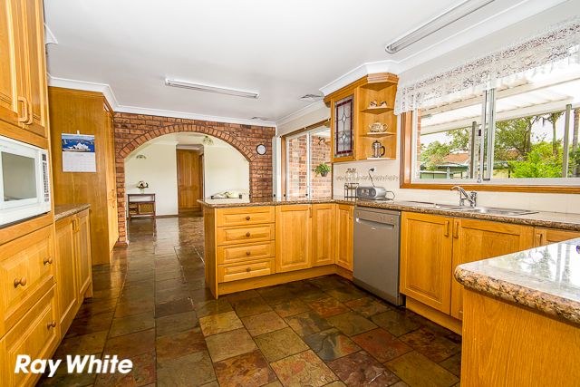 3 Falcon Close, GREENFIELD PARK, NSW 2176