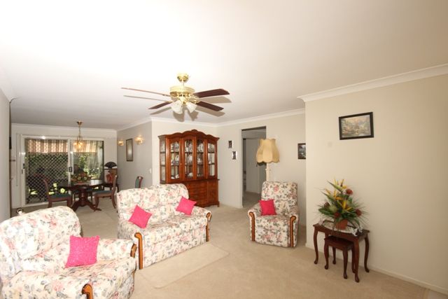 1 Falcon Way, TWEED HEADS SOUTH NSW 2486