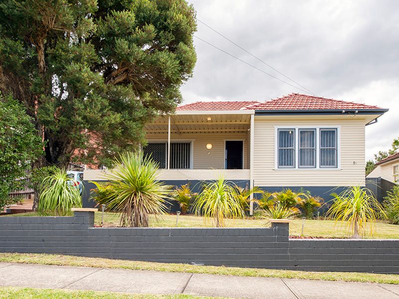 9 Eastview Avenue, NORTH RYDE NSW 2113
