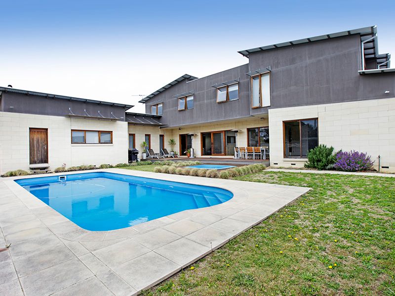 27 Birchbank Court, LEOPOLD, VIC 3224