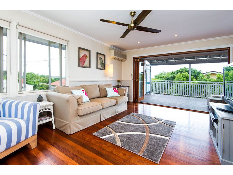 21 Dowrie Street, UPPER MOUNT GRAVATT, QLD 4122