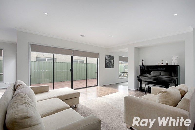 31 Park Orchard Drive, PAKENHAM, VIC 3810