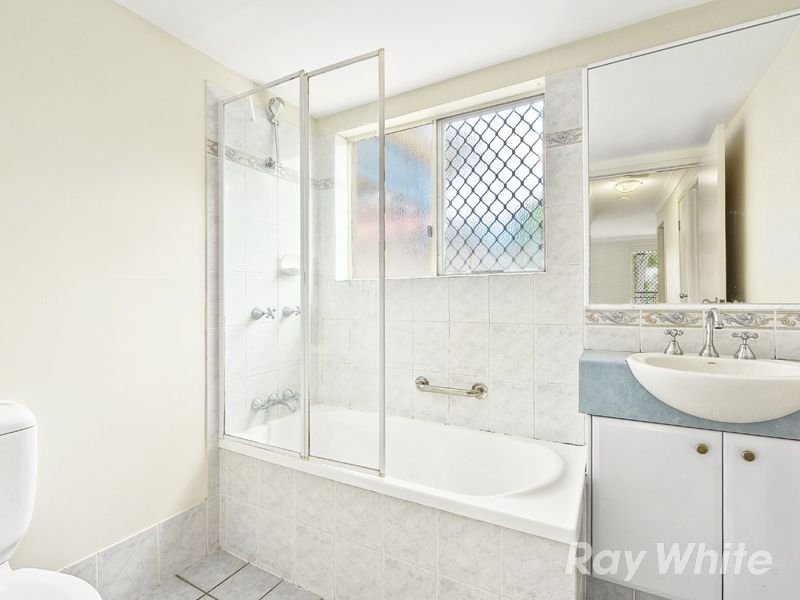 4/17 Campbell Terrace, WAVELL HEIGHTS, QLD 4012