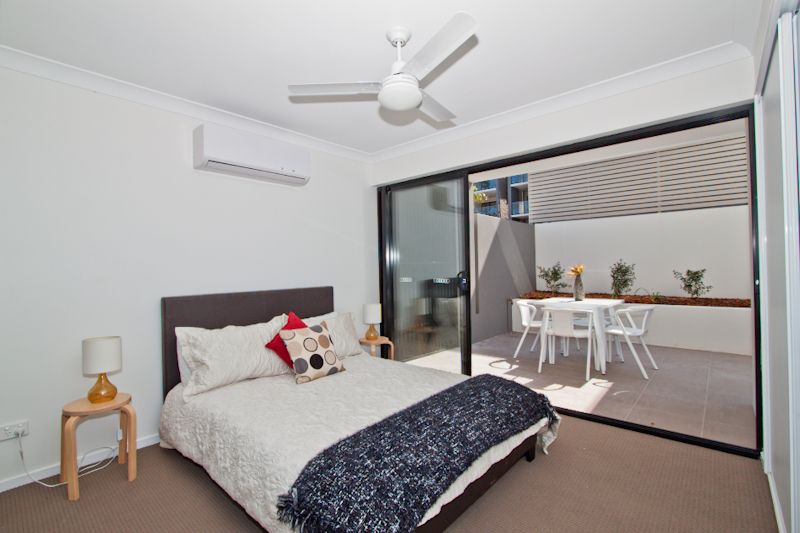 21 Fenton Street, FAIRFIELD, QLD 4103