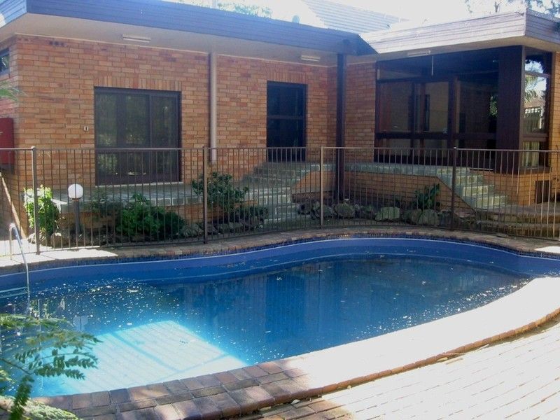 6 Tallwood Drive, NORTH ROCKS, NSW 2151