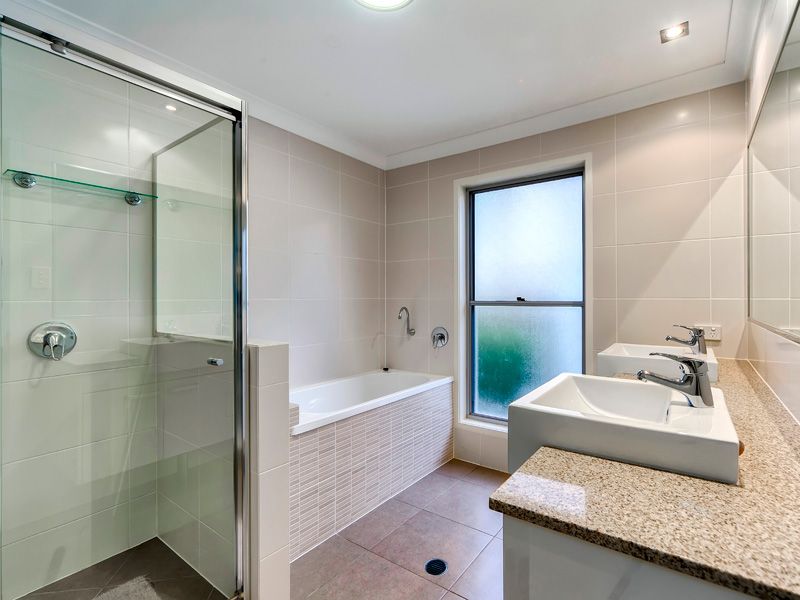 110 Mein Street, HENDRA, QLD 4011