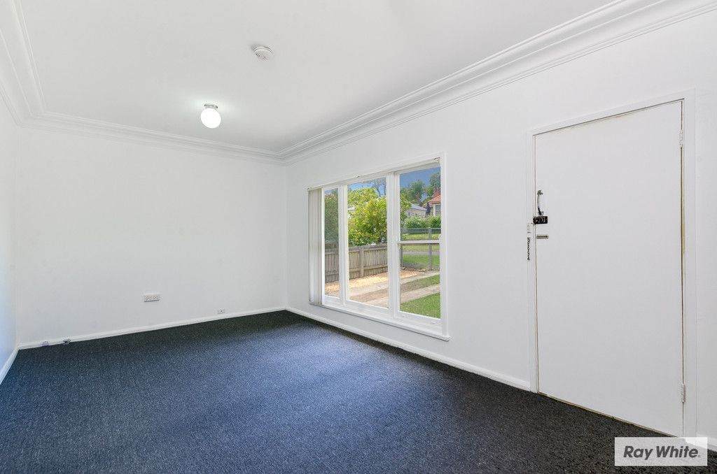 50 Prince Edward Drive, DAPTO, NSW 2530
