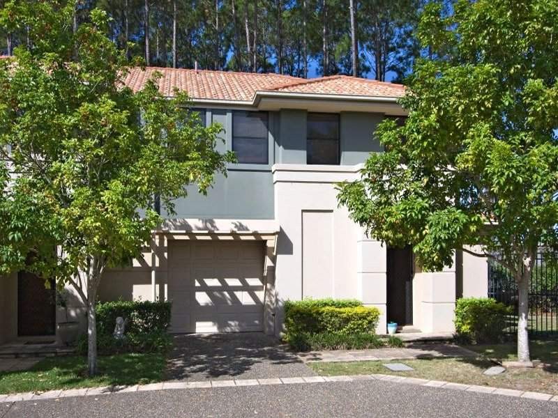 8/1 Pine Valley Drive, ROBINA, QLD 4226