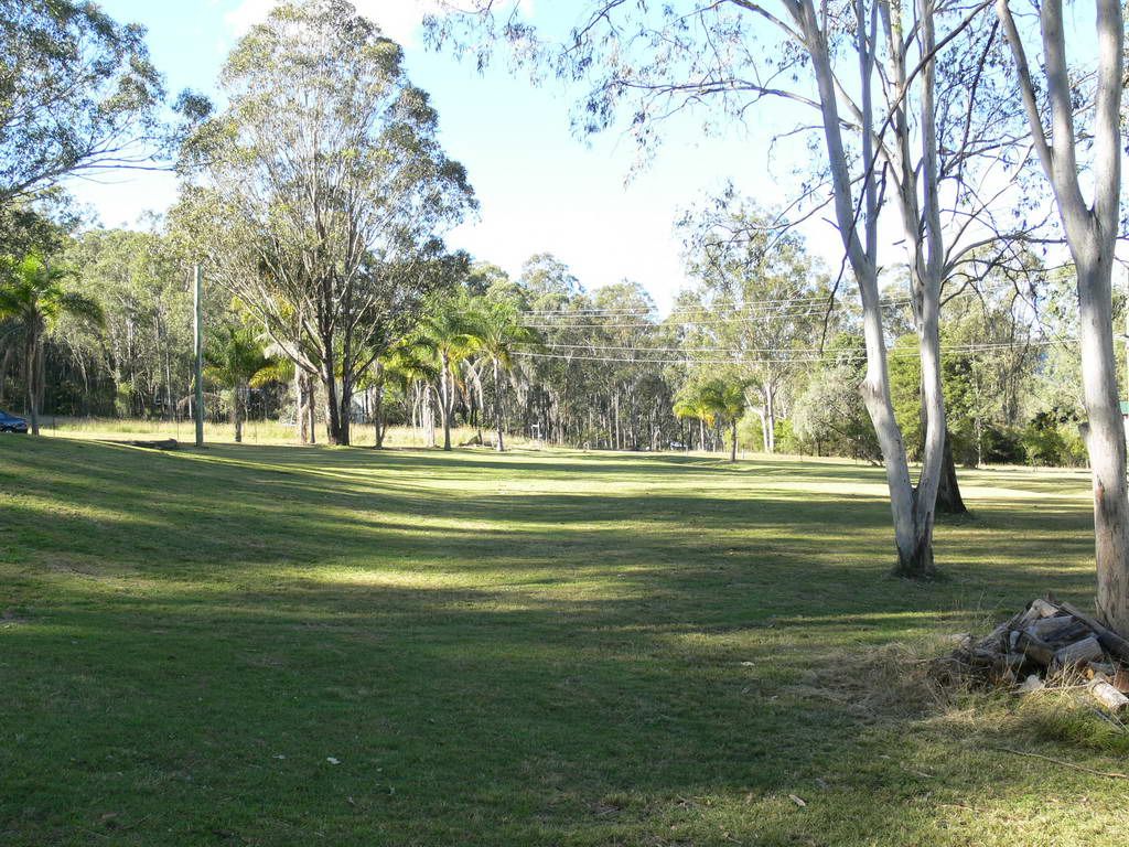 64 Outlook Drive, ESK, QLD 4312