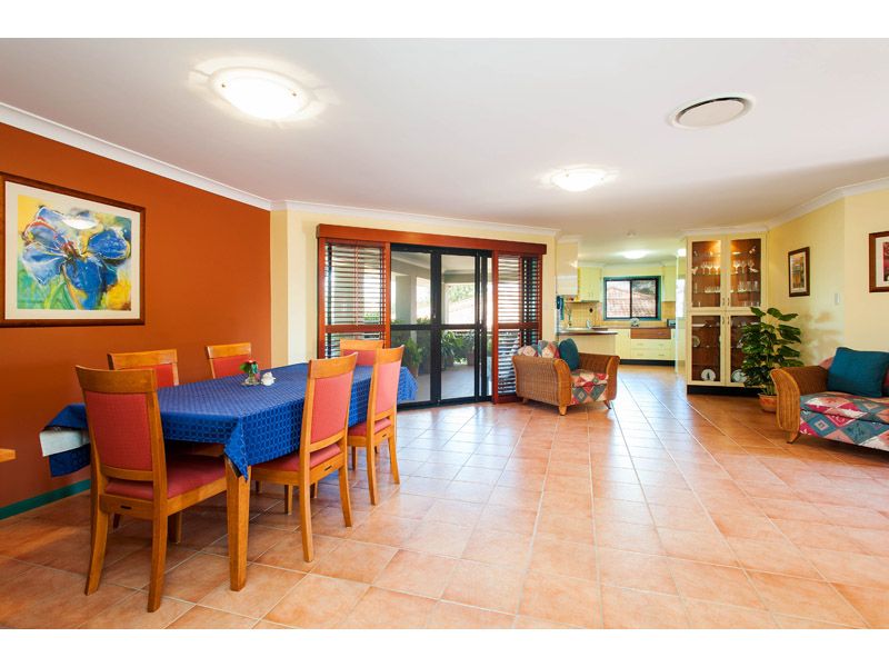 120 Kavanagh Road, WISHART, QLD 4122