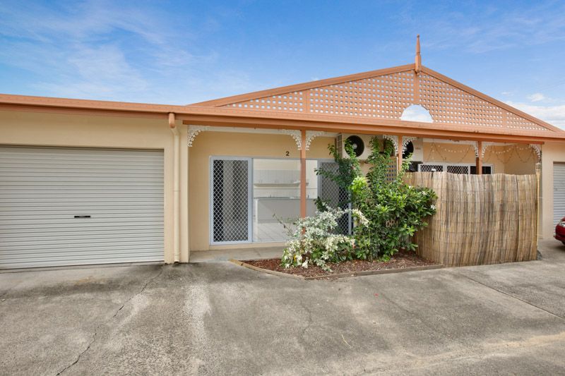 2/24 Hill Street, MANUNDA QLD 4870