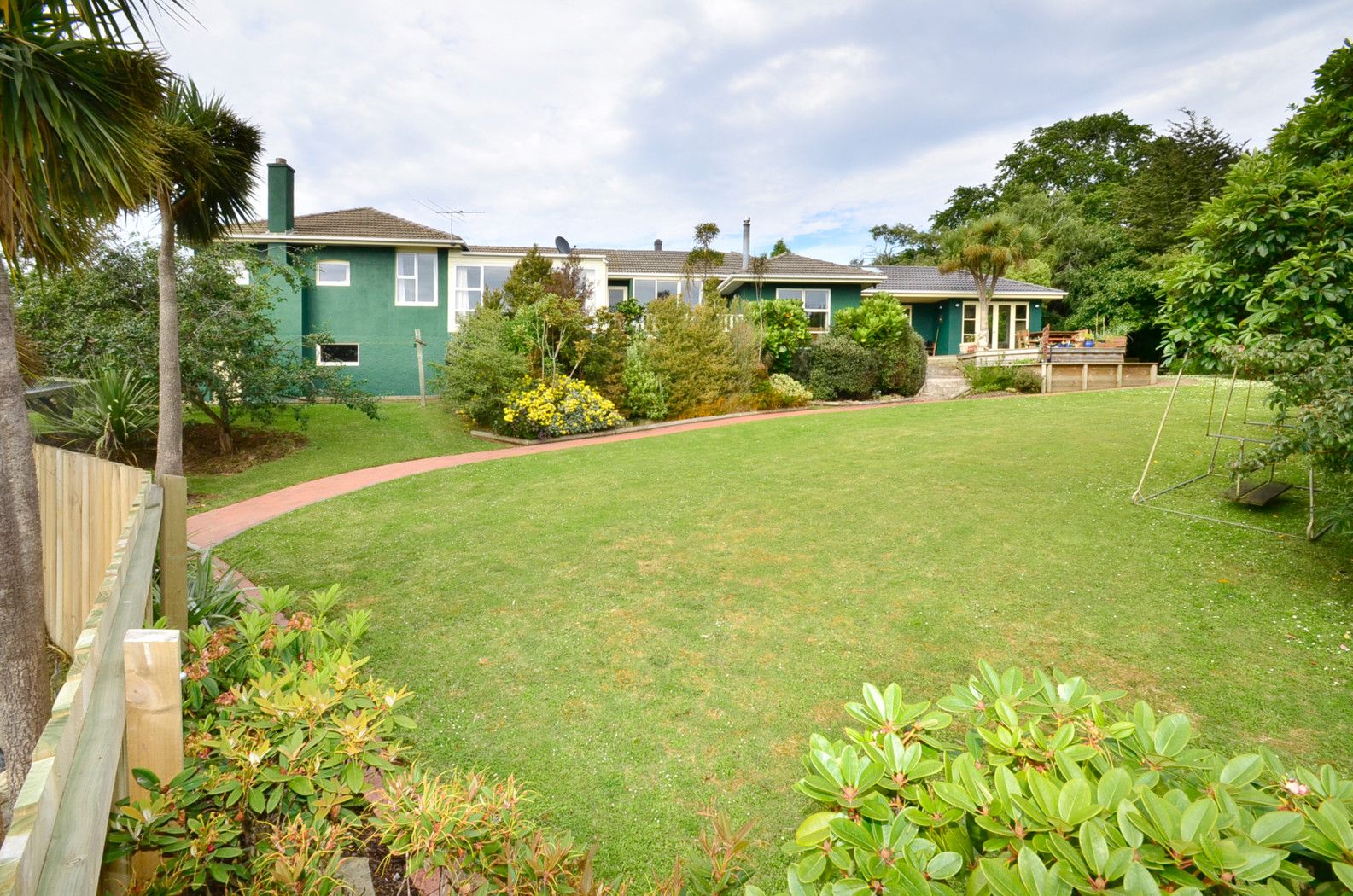 74 St Leonards Drive, SAINT LEONARDS, Dunedin City