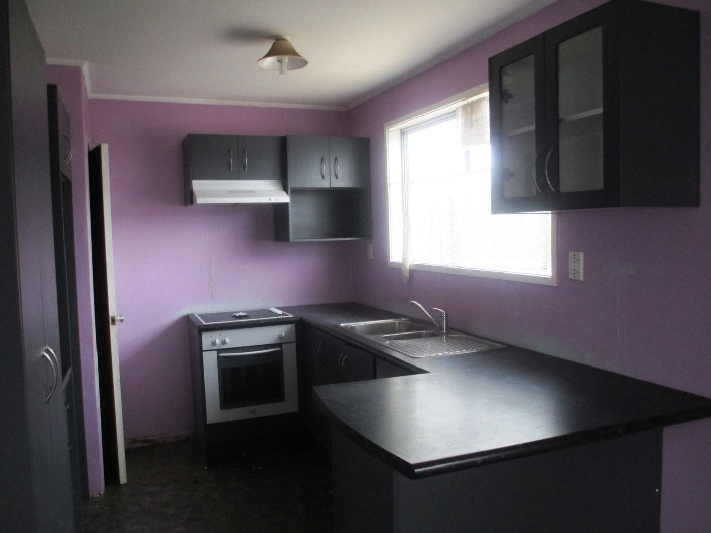2/3 Edwin Freeman Place, RANUI, Waitakere City