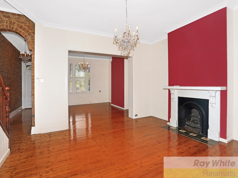 44 Station Street East, HARRIS PARK, NSW 2150