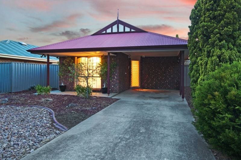 8 Quigley Street, POORAKA SA 5095