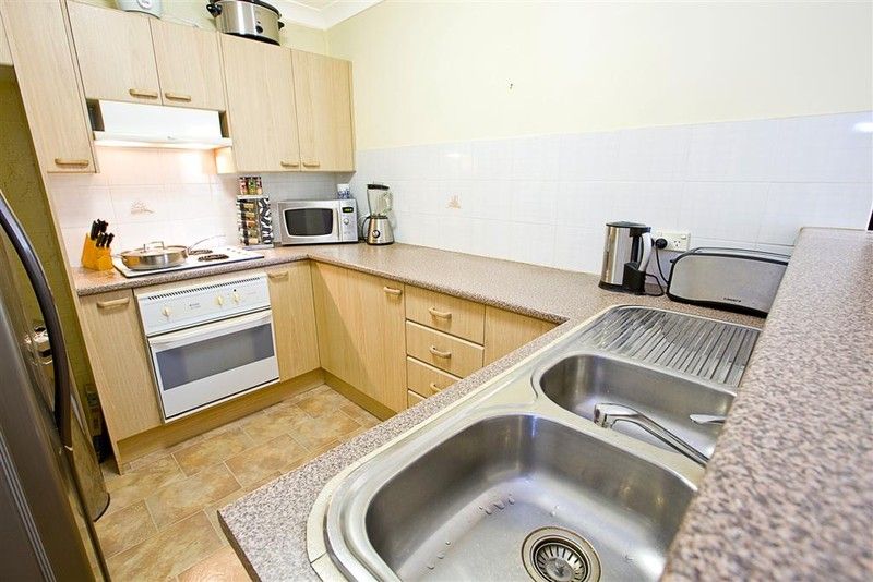 3b Hovea Place, GLENMORE PARK, NSW 2745