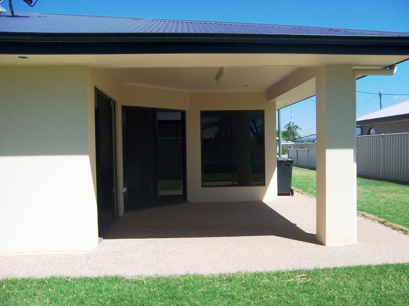 27 Joel Ernest Drive, EMERALD, QLD 4720
