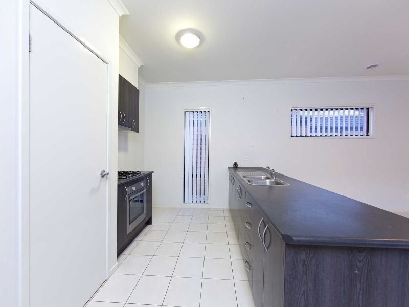 17 Aspendale Place, LYNDHURST, VIC 3975