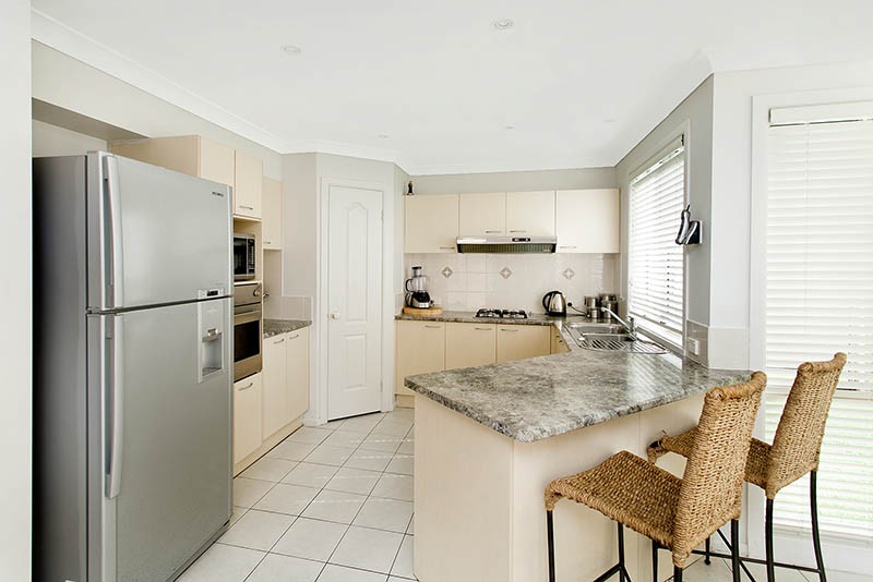 27 Munmorah Circuit, FLINDERS, NSW 2529