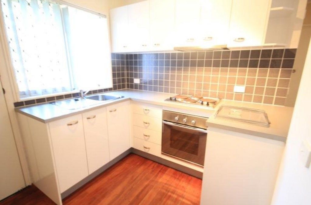 2/402 Nursery Road, HOLLAND PARK, QLD 4121