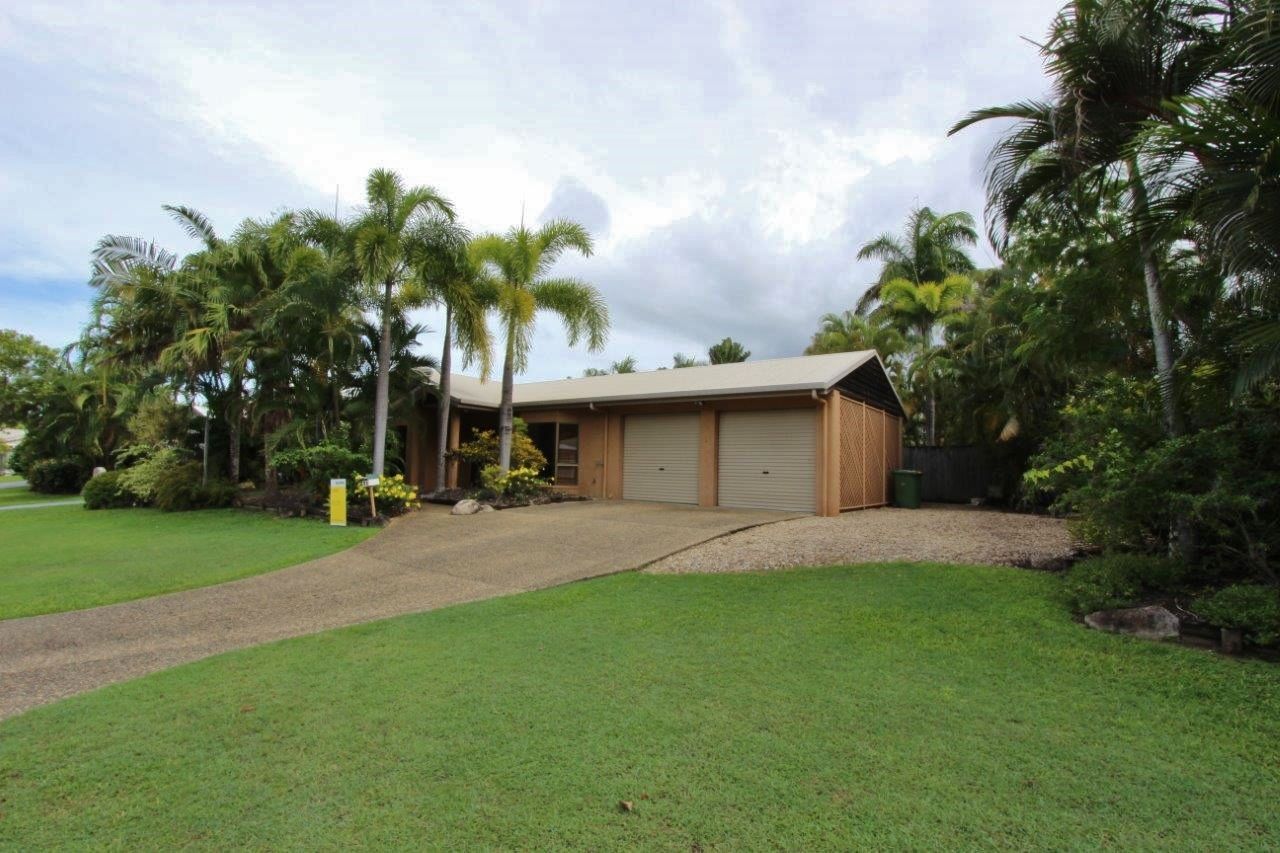 13 Ilse Close, CLIFTON BEACH, QLD 4879
