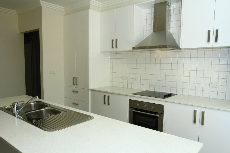 - McMahon Street, HEATHCOTE, VIC 3523