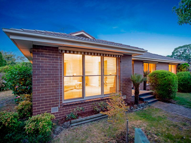 6 Lawn Court, FRANKSTON, VIC 3199