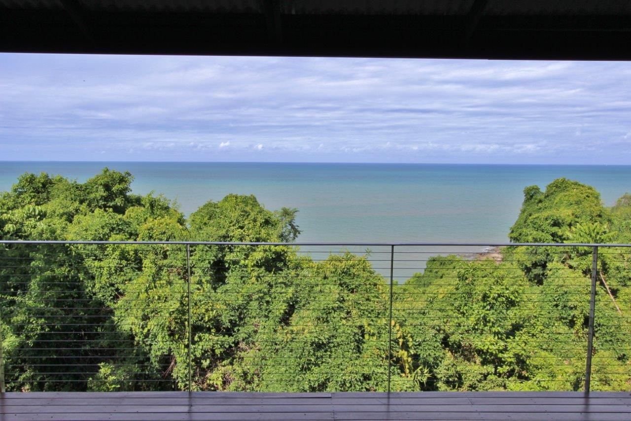 25 Tari Place, TRINITY BEACH, QLD 4879