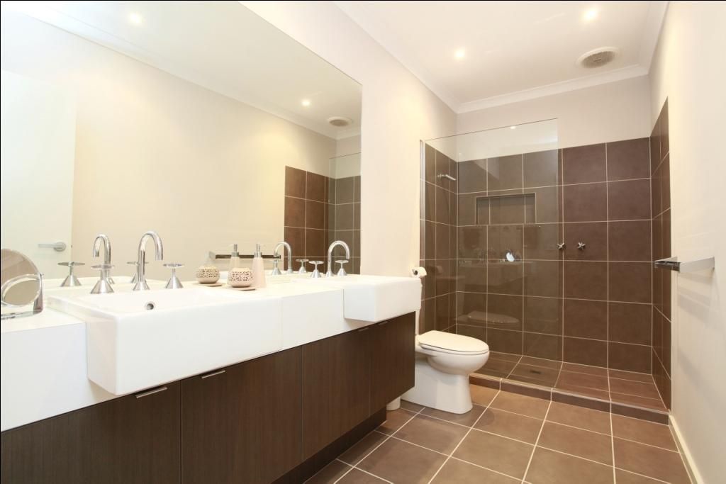 17 Jamieson Terrace, TAYLORS HILL, VIC 3037