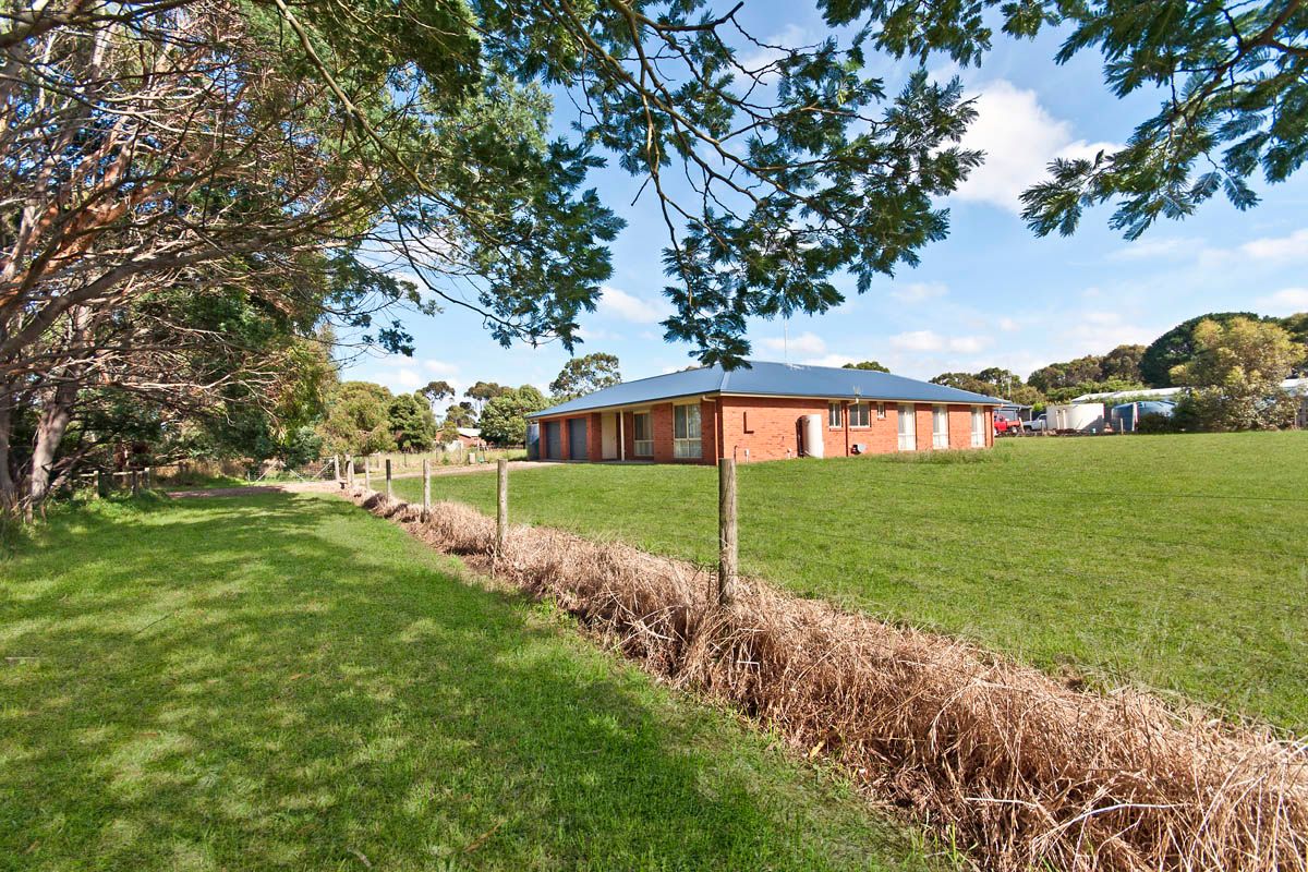 24 Ritchie Street, KIRKSTALL, VIC 3283