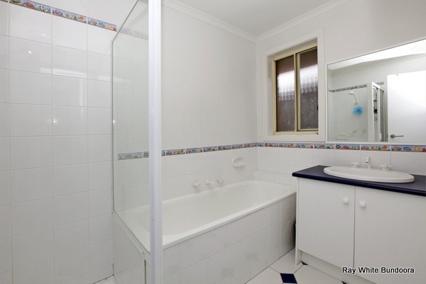 21 Parkhaven Avenue, KINGSBURY, VIC 3083