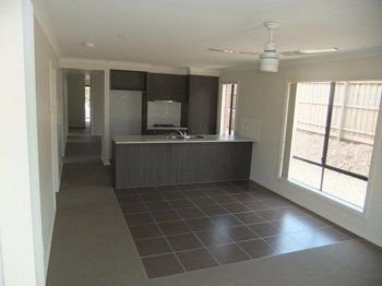 37 Dargo Crescent, DOREEN, VIC 3754