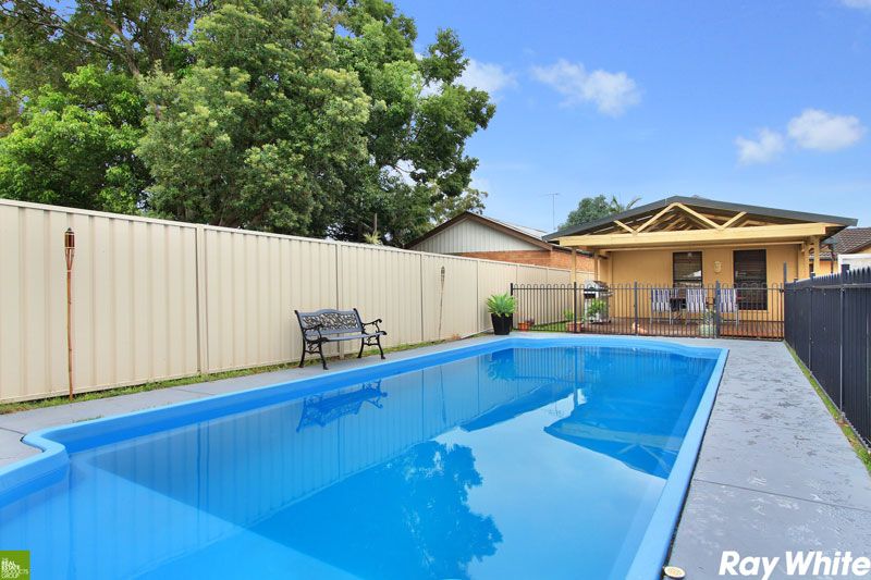 13 Wooroo Street, ALBION PARK RAIL, NSW 2527