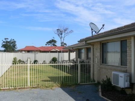 4 Flagtail Avenue, OLD BAR, NSW 2430