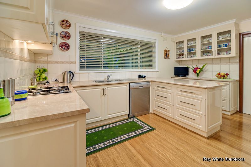 29 Donach Crescent, BUNDOORA, VIC 3083